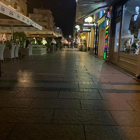 Palas Central Ni Extérieur photo